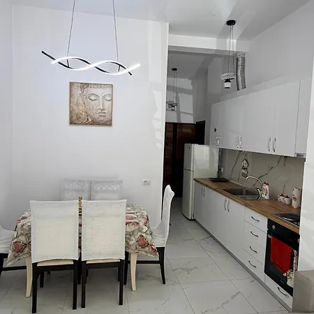 Apartament Golem