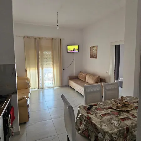 Apartament Golem Golem (Tirana)